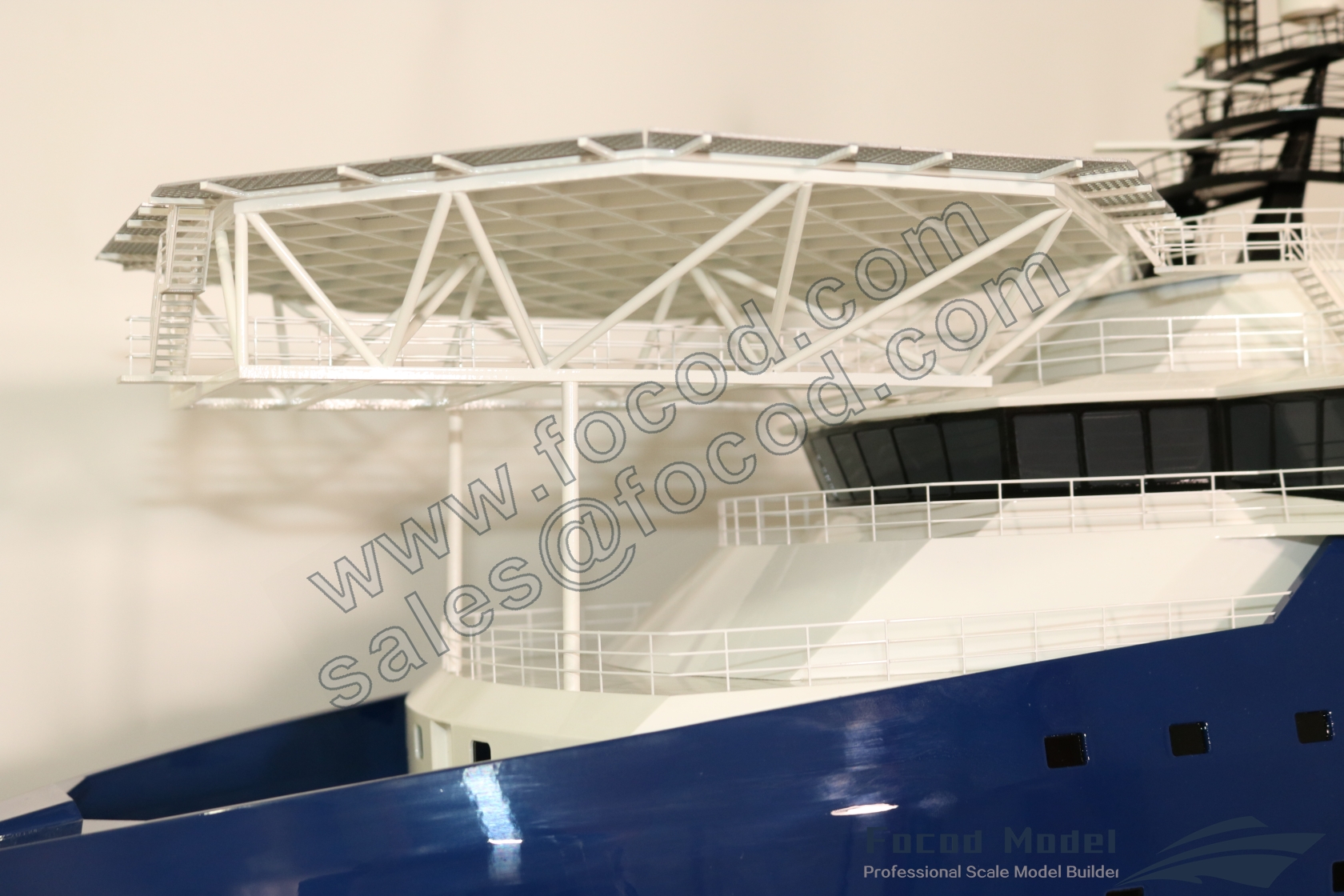 customized model of 82m windfarm support boat
